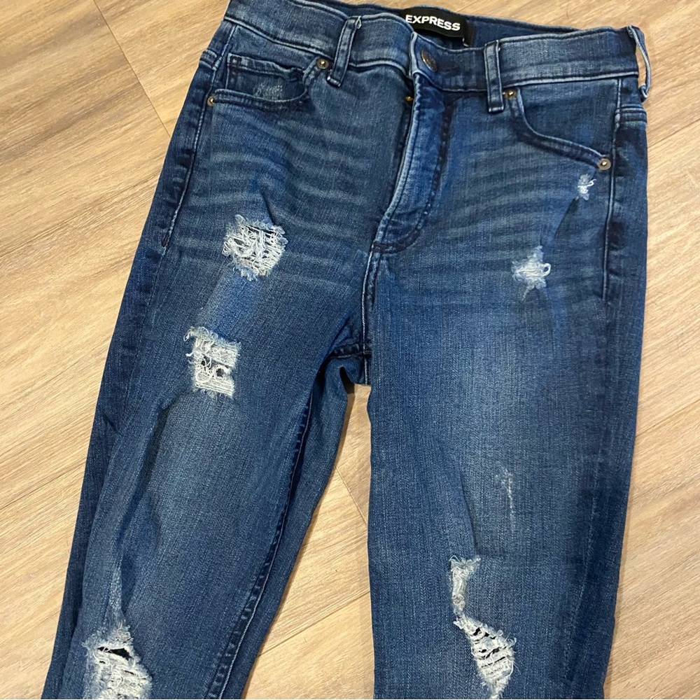 Express High Rise Skinny Jean - Picture 2 of 11